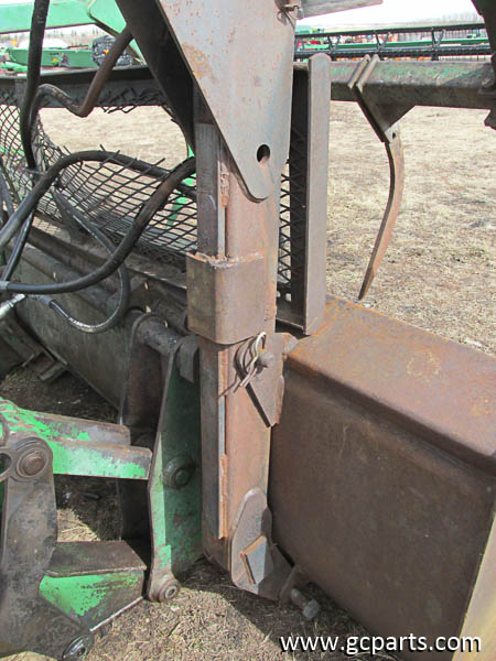 840 LOADER 8FT W/ GRAPPLE